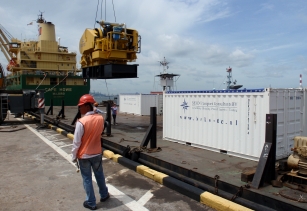 workshop-container-aankomst-beko